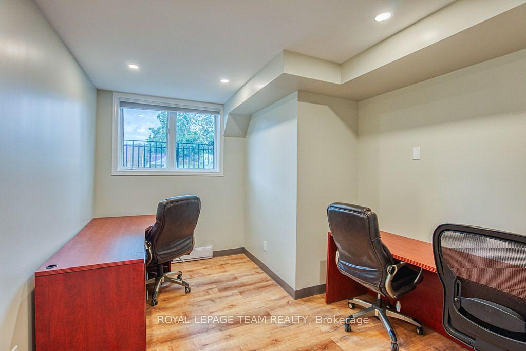 84 Centrepointe Drive, Ottawa, ON
