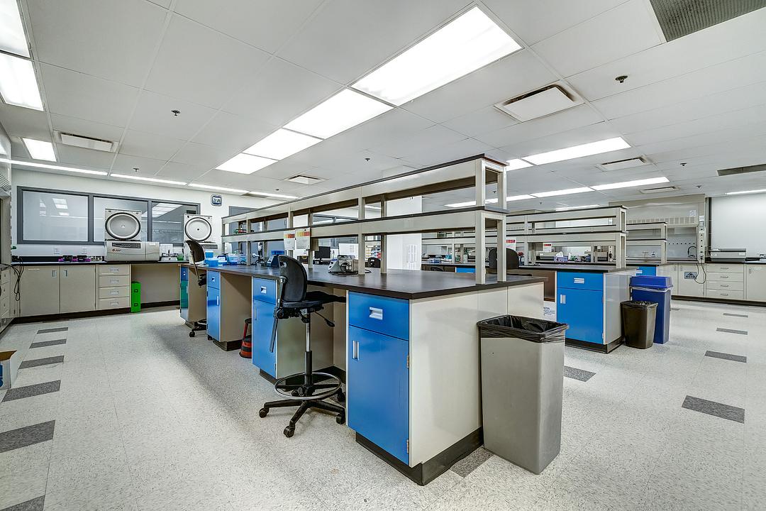 2nd floor - 3885 Boulevard Industriel, Laval, QC