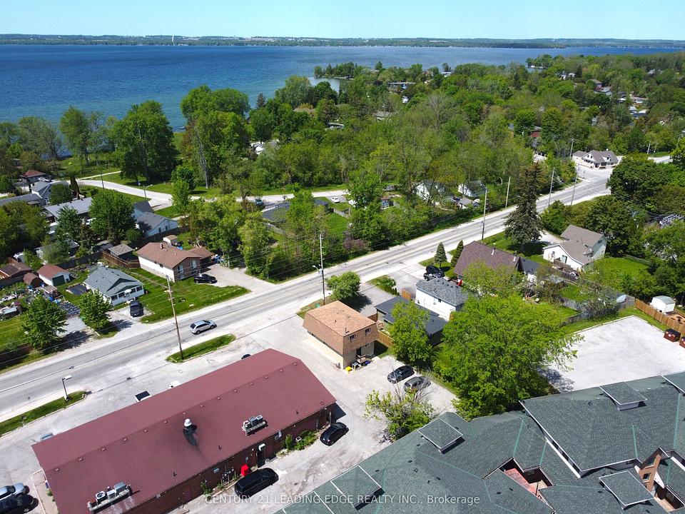 21 Metro Road South, Georgina, ON