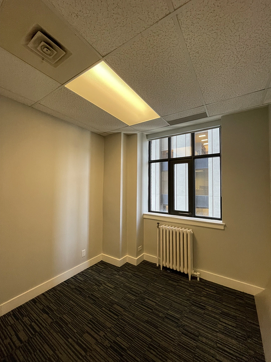 1607 - 80 Richmond Street West, Toronto, ON