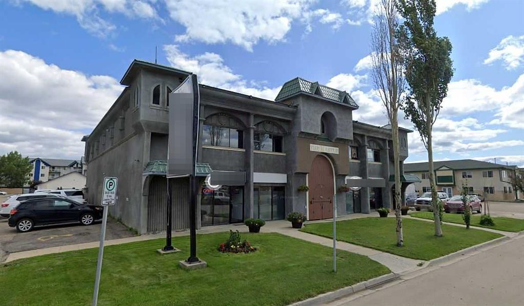202 - 9801 105 Street, Grande Prairie, AB