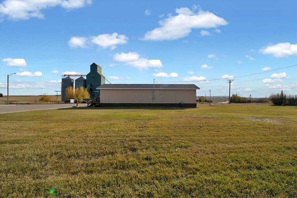 101 Main Street, Delia, AB