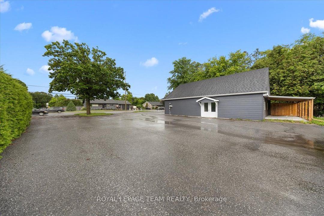 5967 Perth Street, Ottawa, ON