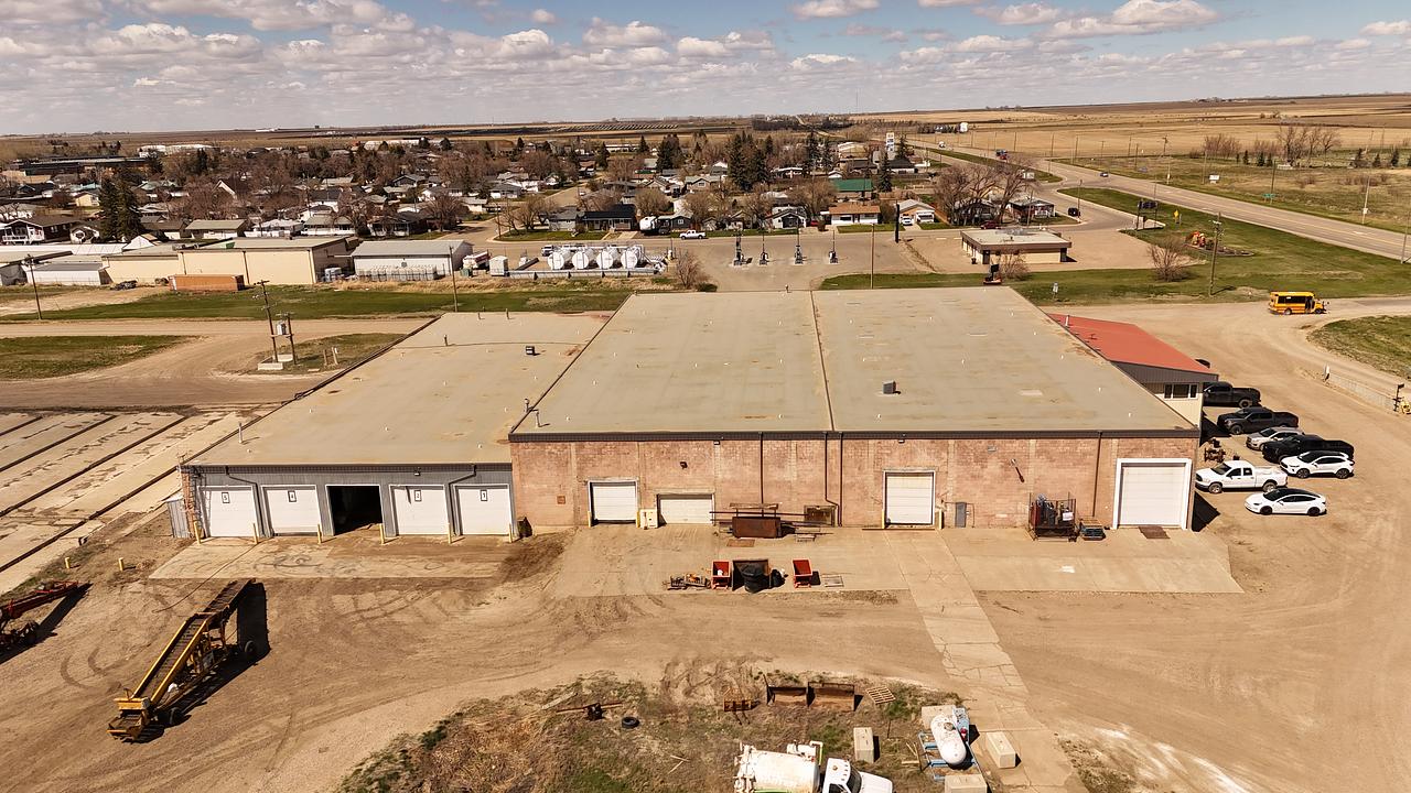 111 1 Avenue South, Vauxhall, AB