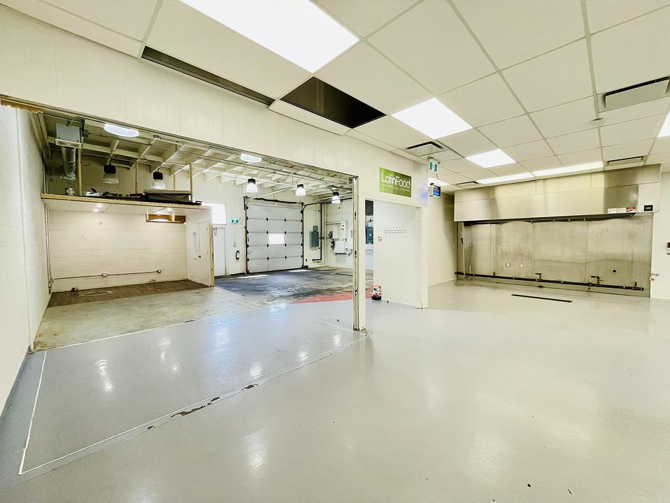 03 - 6103 Centre Street South, Calgary, AB