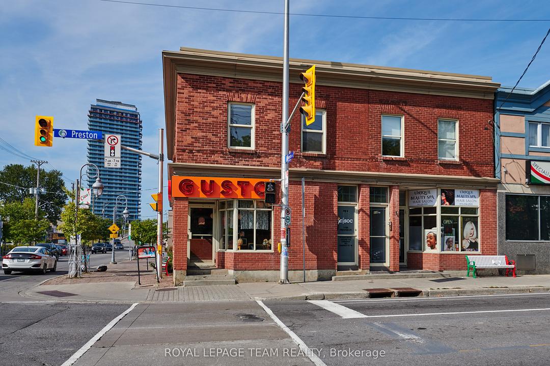 901 Somerset Street West, Ottawa, ON