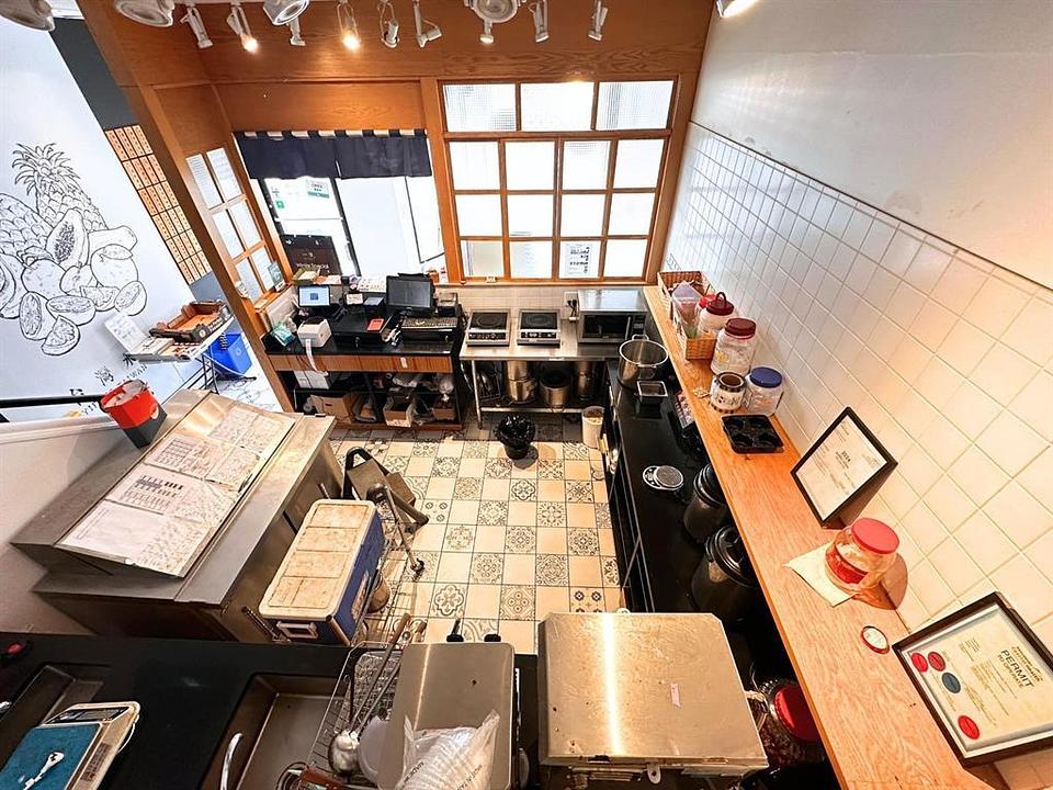 4515 West 10th Avenue, Vancouver, BC