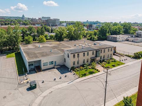3550 Rue Frobisher, Montréal, QC