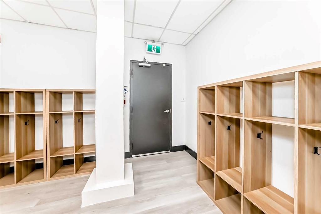 5,9,15 - 1015 Centre Street Northwest, Calgary, AB