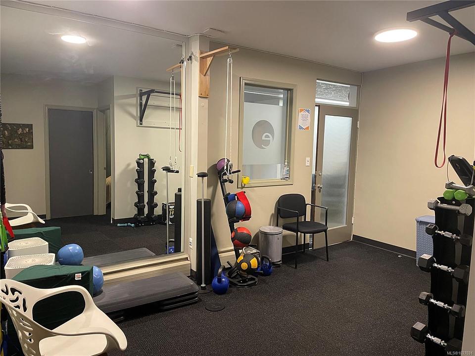 #100 - 1121 Yates Street, Victoria, BC