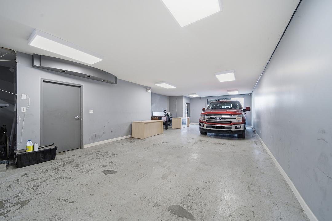 21320 Westminster Highway, Richmond, BC