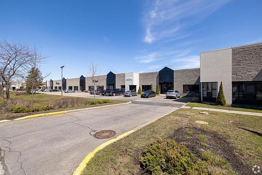 381 Rue McCaffrey, Montreal, QC