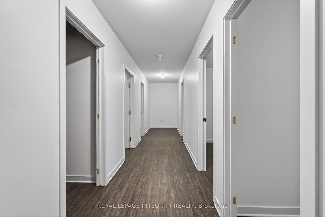 10 - 2295 Stevenage Drive, Ottawa, ON