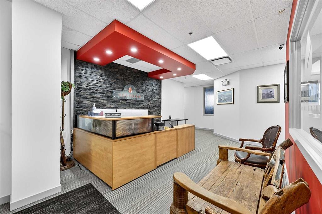140 - 5700 1 Street Southwest, Calgary, AB