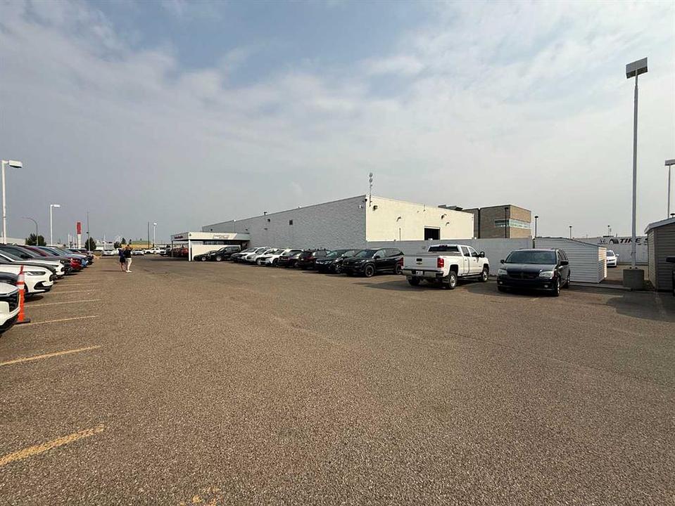 3405 2 Avenue South, Lethbridge, AB