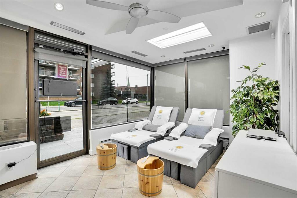 1330 12 Avenue Southwest, Calgary, AB