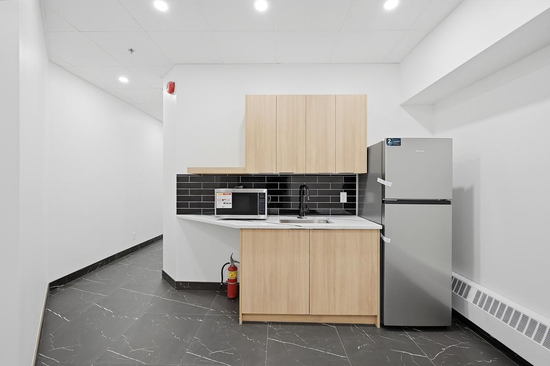 100 - 5819 2 Street Southwest, Calgary, AB