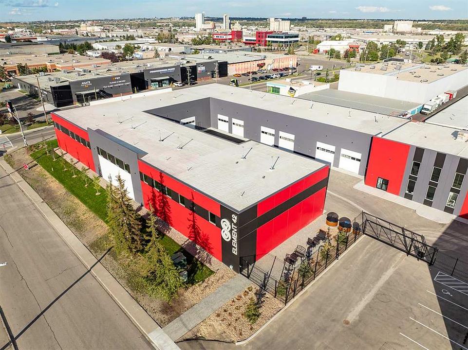 113 - 4412 9 Street Southeast, Calgary, AB