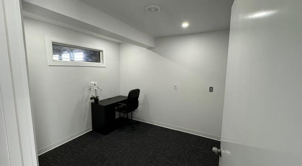 35 - 5080 12A Street Southeast, Calgary, AB