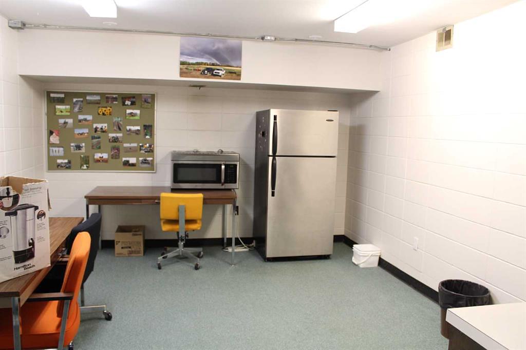 116 4 Avenue Southwest, Manning, AB