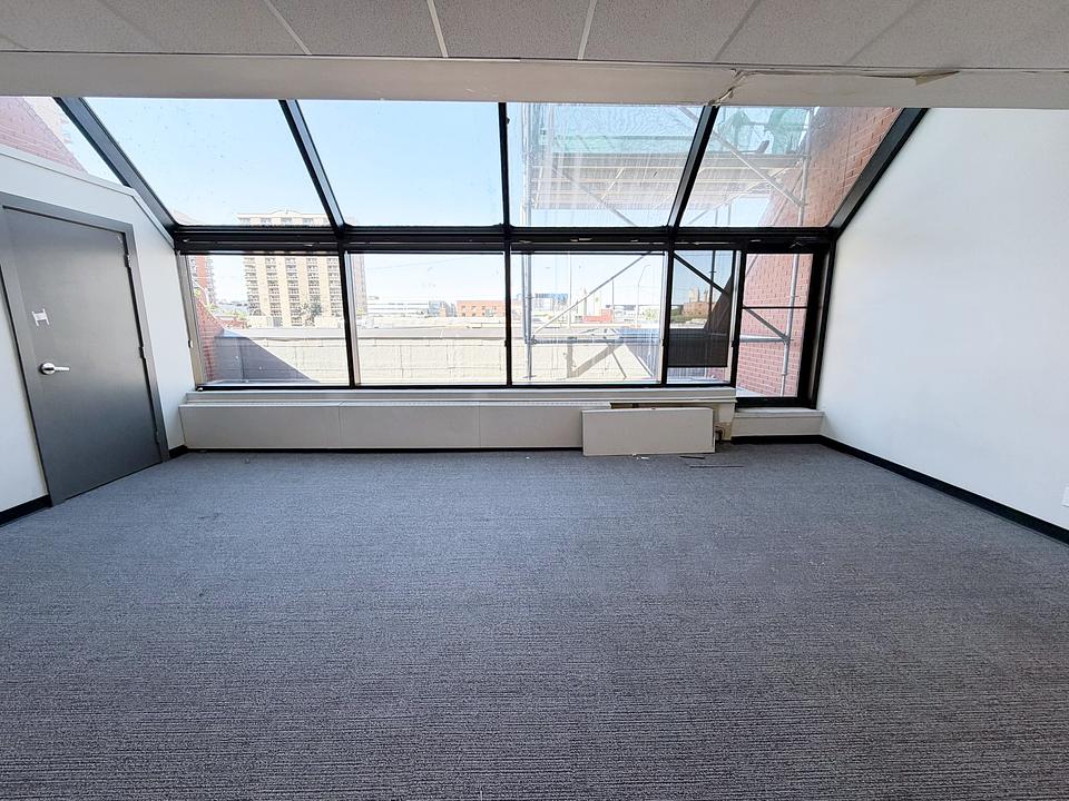 10145 109 Street Northwest, Edmonton, AB