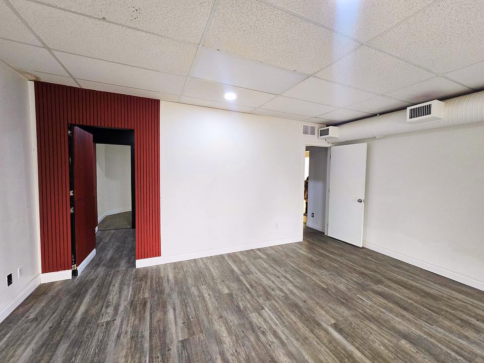 101 - 7809 109 Street Northwest, Edmonton, AB