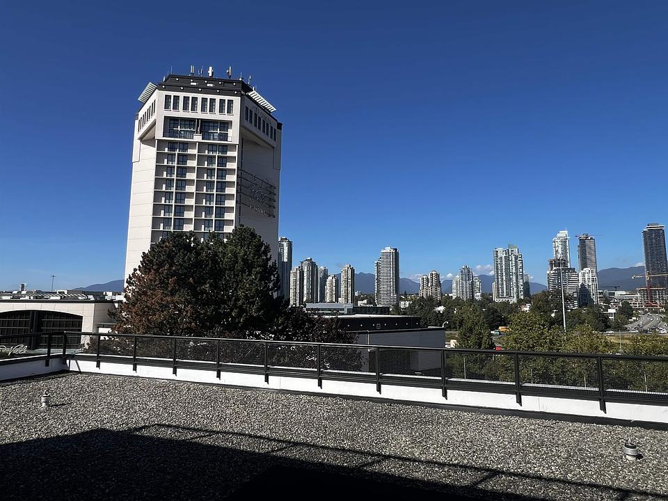 400 - 4400 Dominion Street, Burnaby, BC