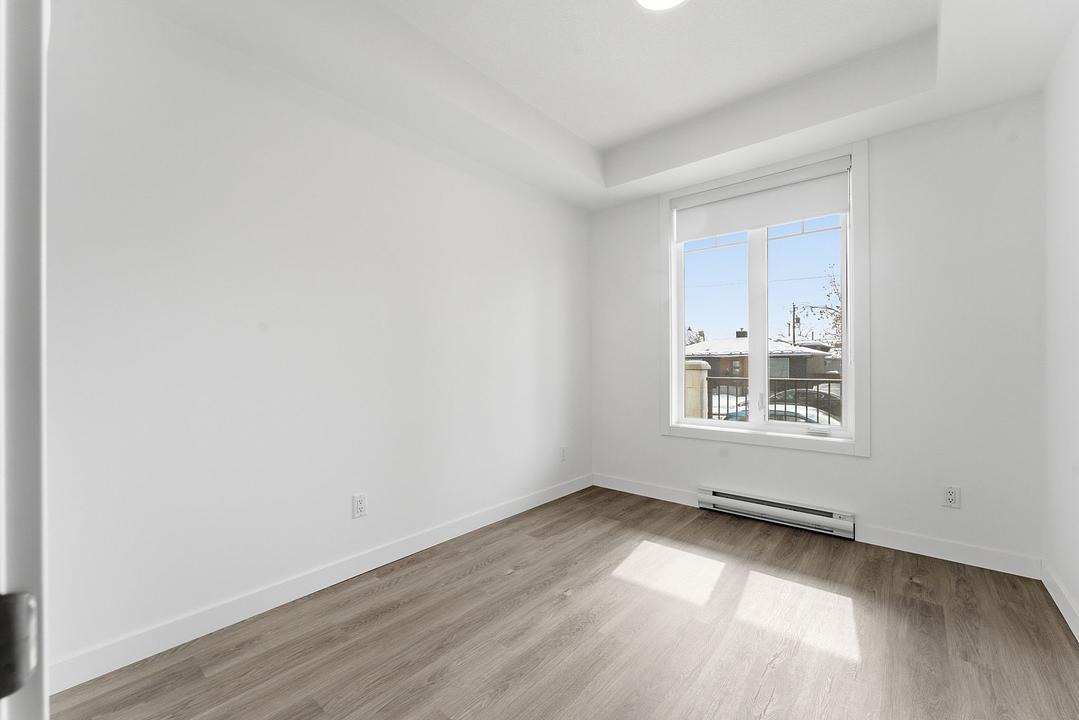 109 - 3360 16 Street Southwest, Calgary, AB
