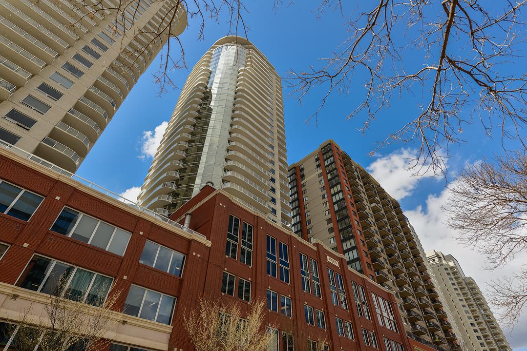 401 - 10154 104 Street Northwest, Edmonton, AB