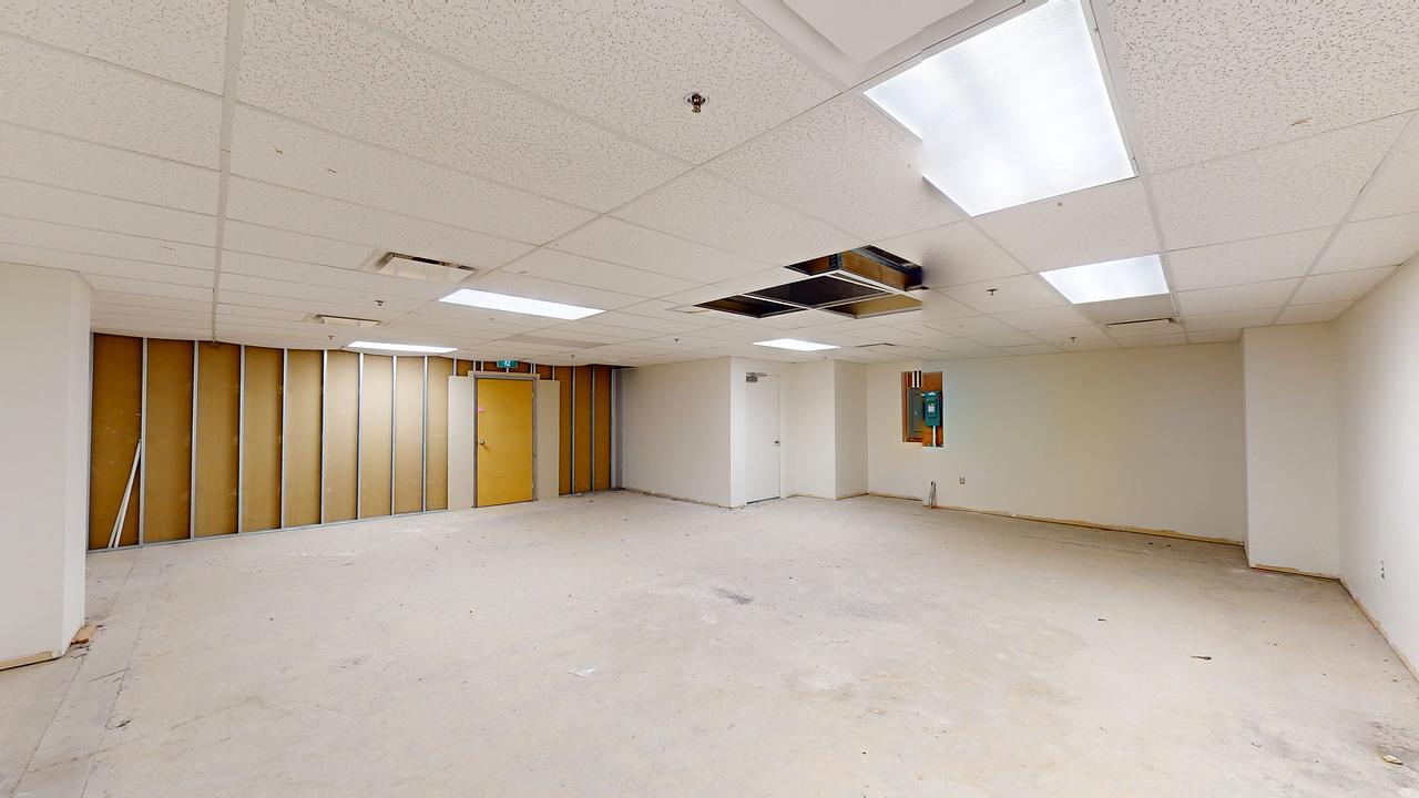 136 - 320 Queen Street, Ottawa, ON