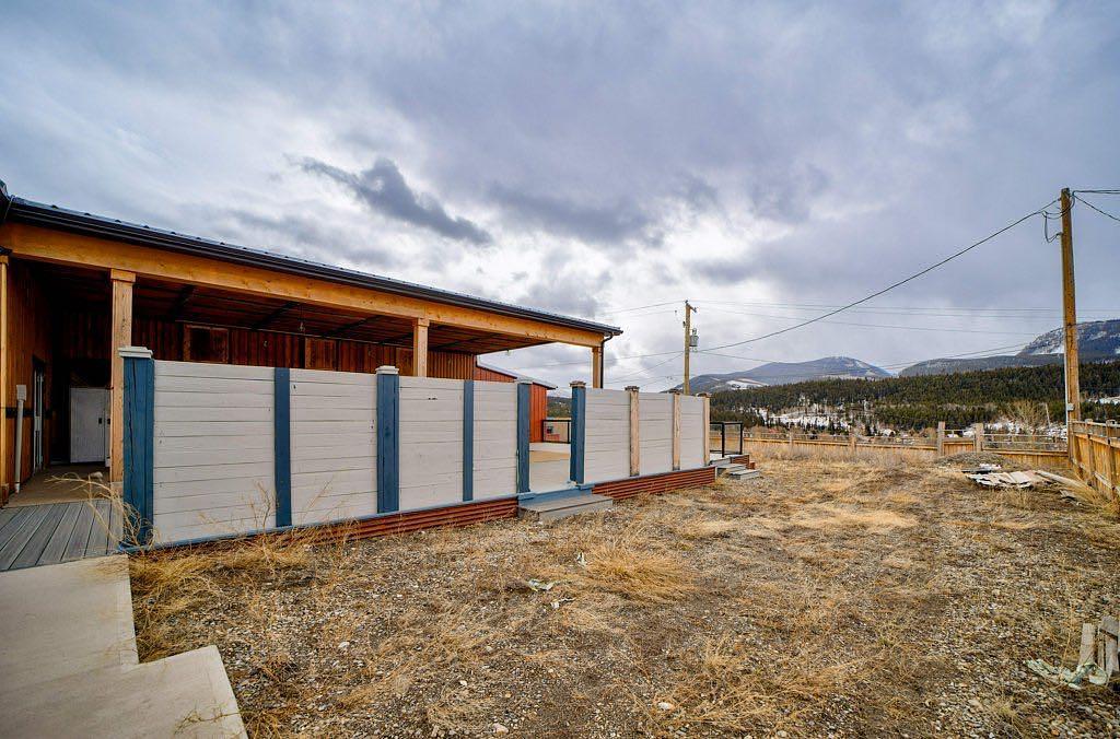 8510 19 Avenue, Crowsnest Pass, AB