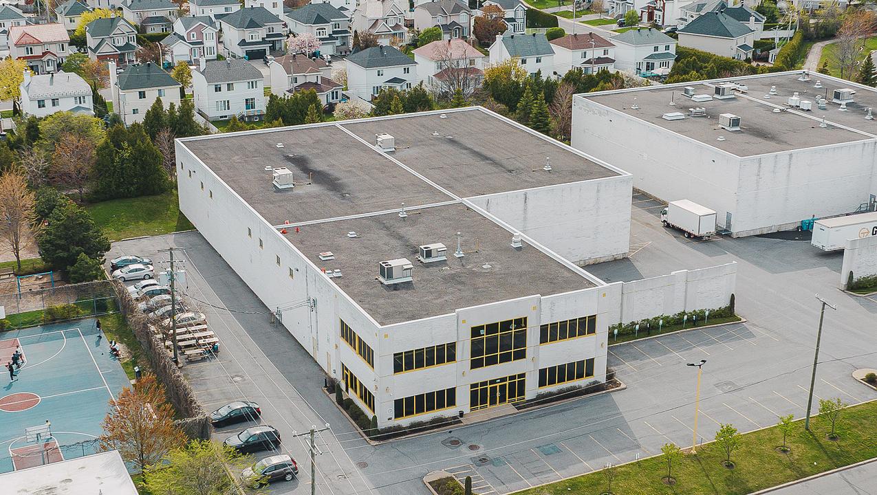 215 Avenue du Voyageur, Pointe-Claire, QC