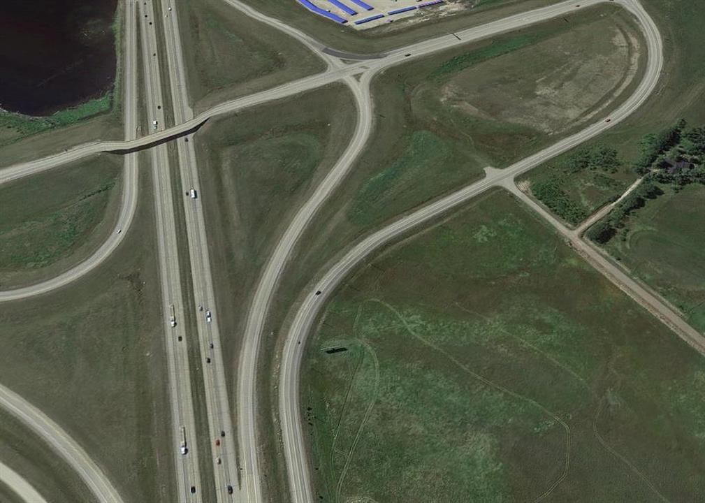 5601 Woodland Road, Innisfail, AB