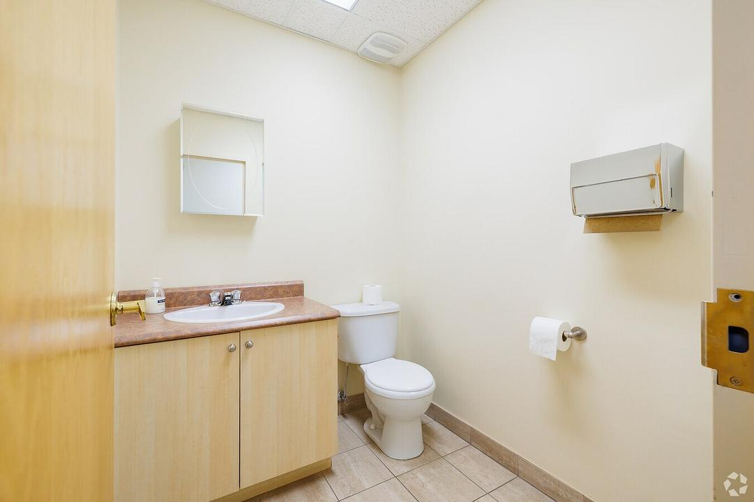 2367 Rue Guénette, Montréal, QC