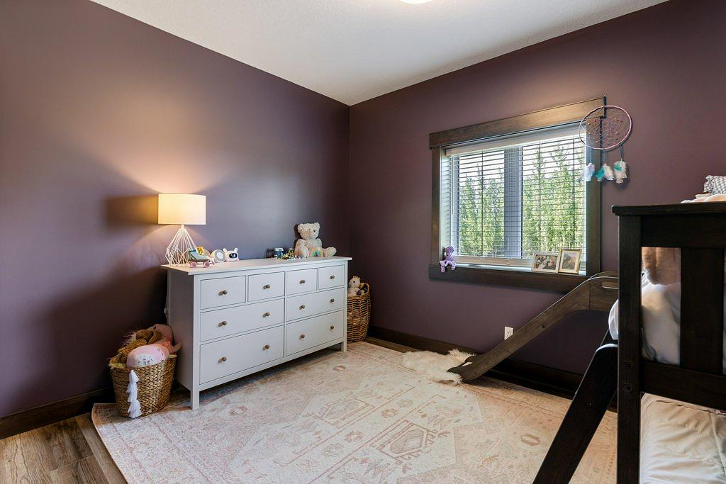 26517 Township Road 584, Pickardville, AB