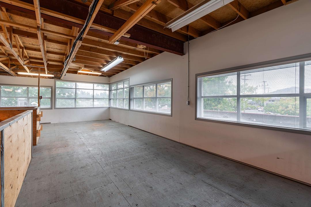 1 - 6782 Veyaness Rd, Saanichton, BC