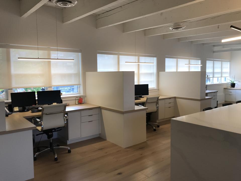 202 - 905 West Broadway, Vancouver, BC