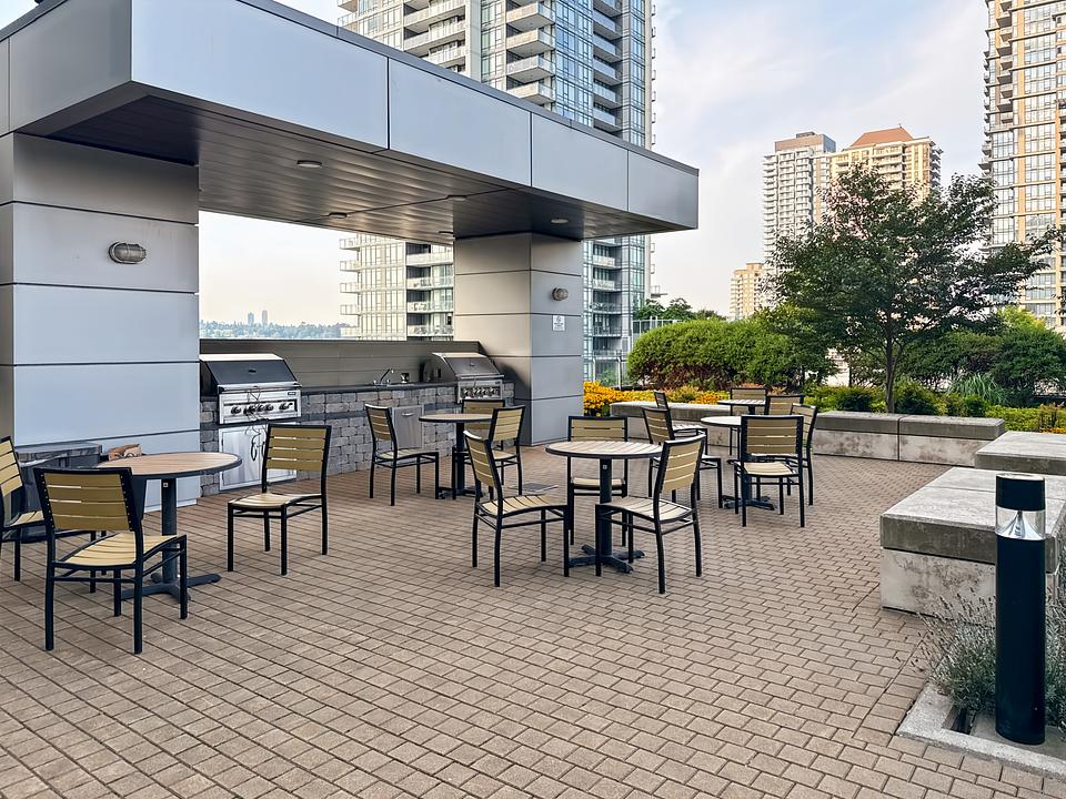 2025 Willingdon Avenue, Burnaby, BC