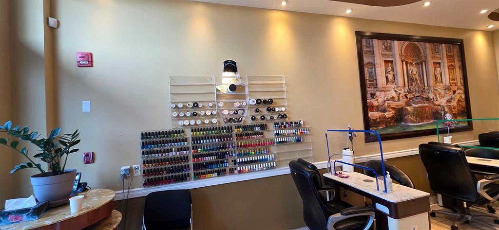 4 - 999 Macleod Trail Southeast, Calgary, AB