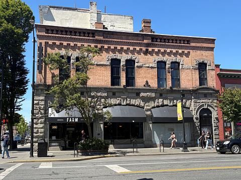 1404 Douglas Street, Victoria, BC