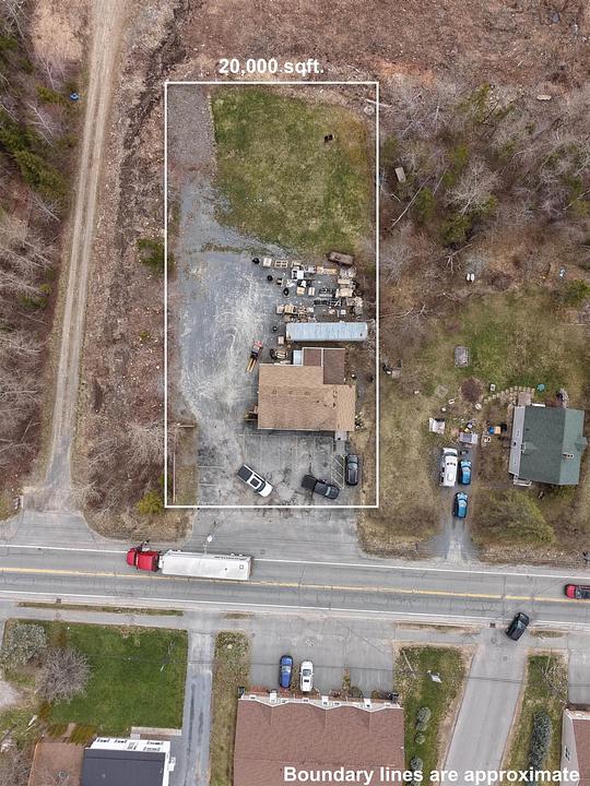 1323 Highway 2, Lantz, NS