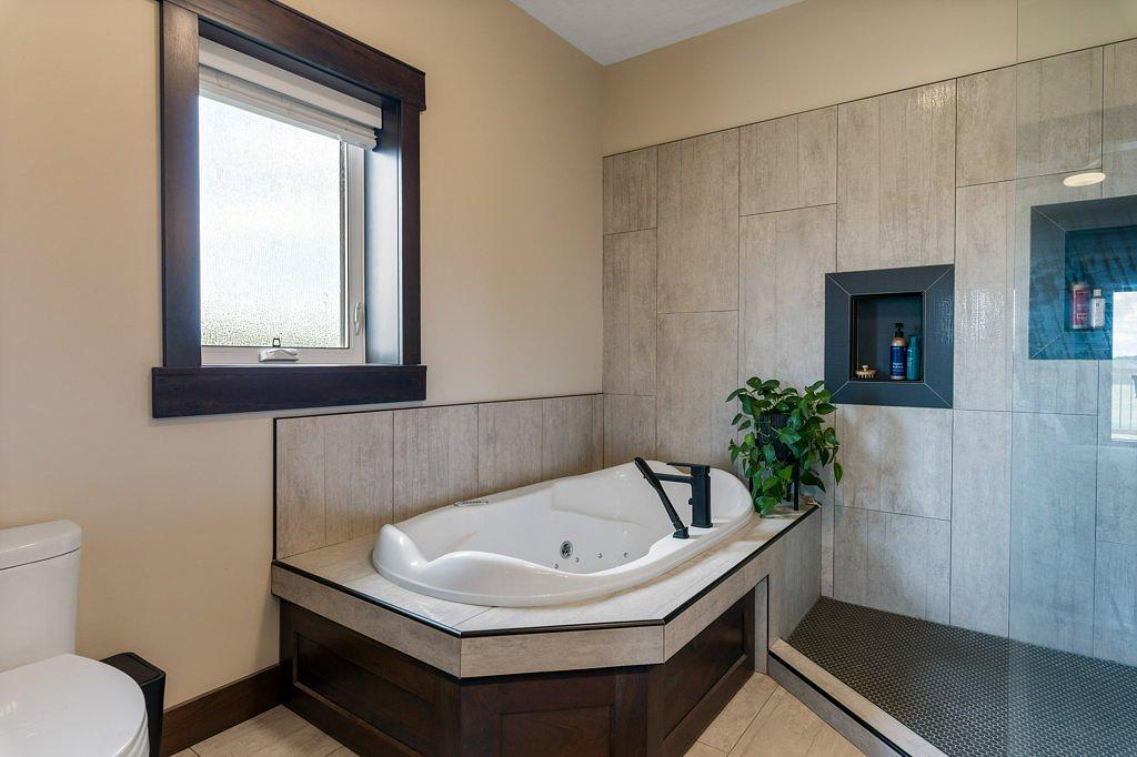 26517 Township Road 584, Pickardville, AB