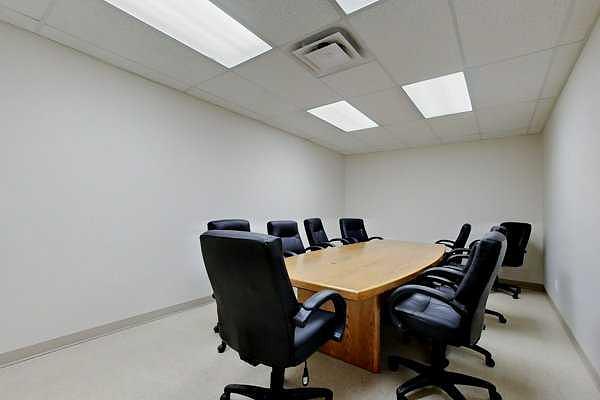 3 - 8 Gateway Boulevard, Alhambra, AB