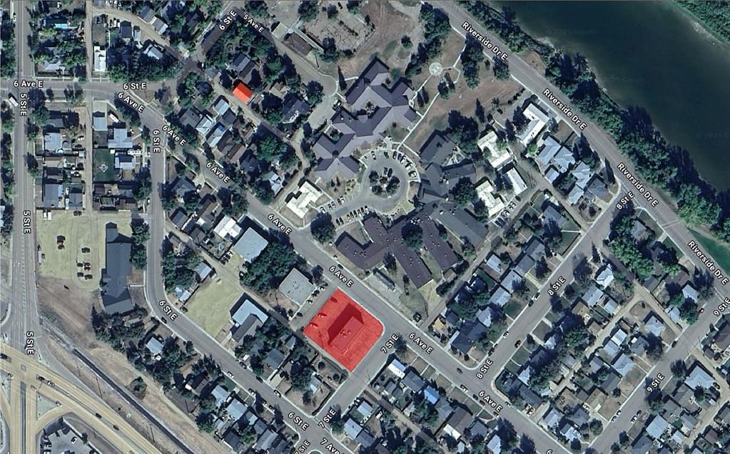 601 7 Street East, Drumheller, AB