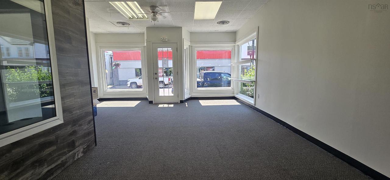 56 Commercial Street, Middleton, NS