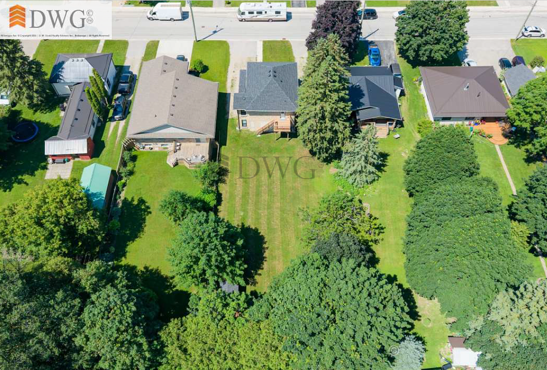 330 William Street, Wellington North, ON