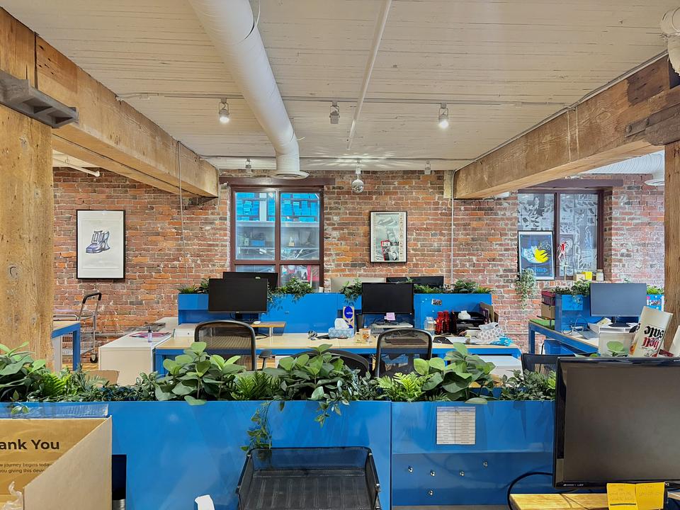 200 - 55 Water Street, Vancouver, BC