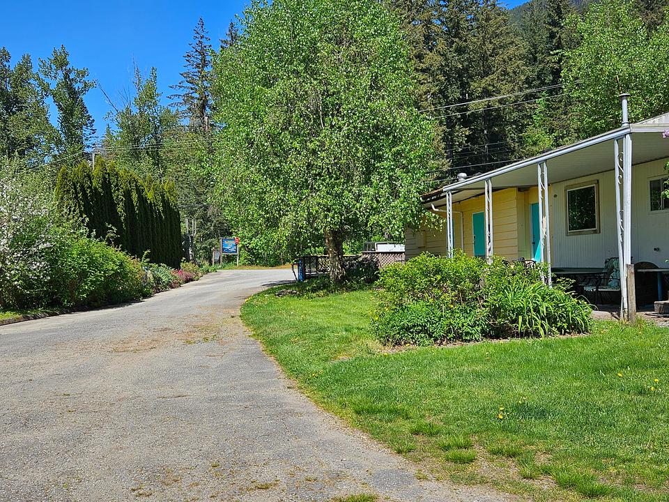2226 Lougheed Highway, Agassiz, BC