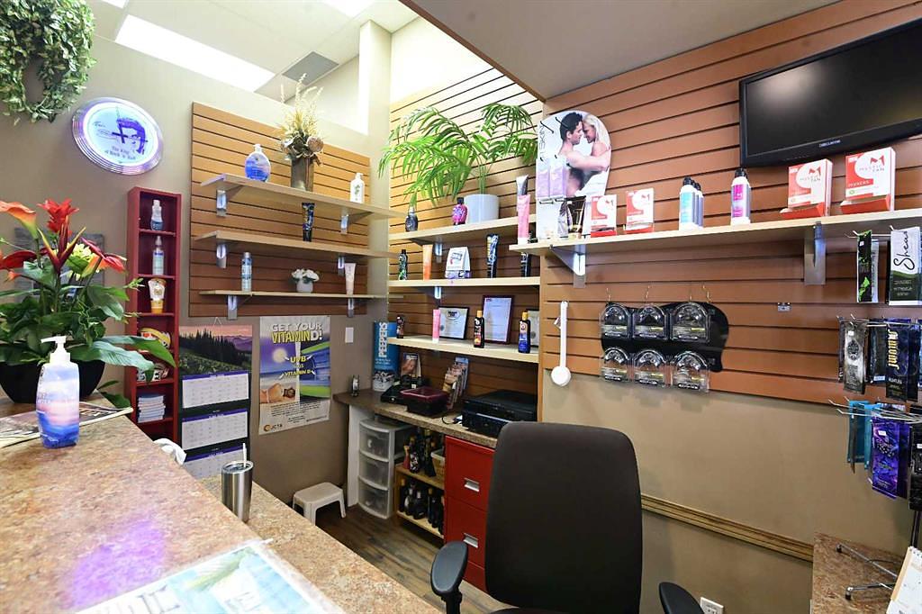 401 - 8120 Beddington Boulevard Northwest, Calgary, AB