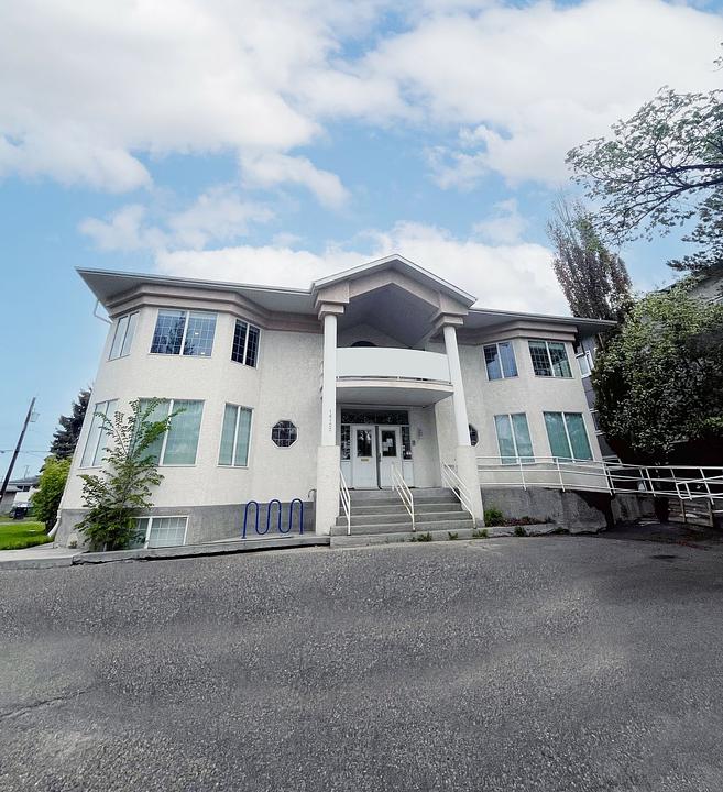 100 Avenue Northwest, Edmonton, AB